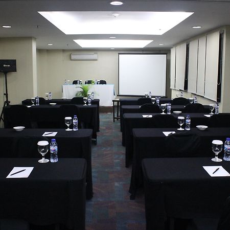 Sahid Mutiara Karawaci Tangerang Exterior foto